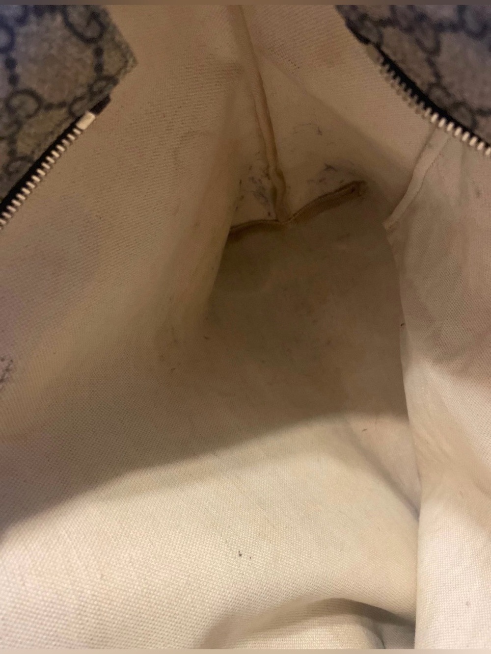 Gucci Beige GG Supreme Canvas Tote - Picture 13 of 16